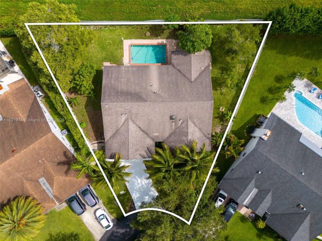 Продажа дома по адресу 14409 SW 141st Pl - фото 6234725