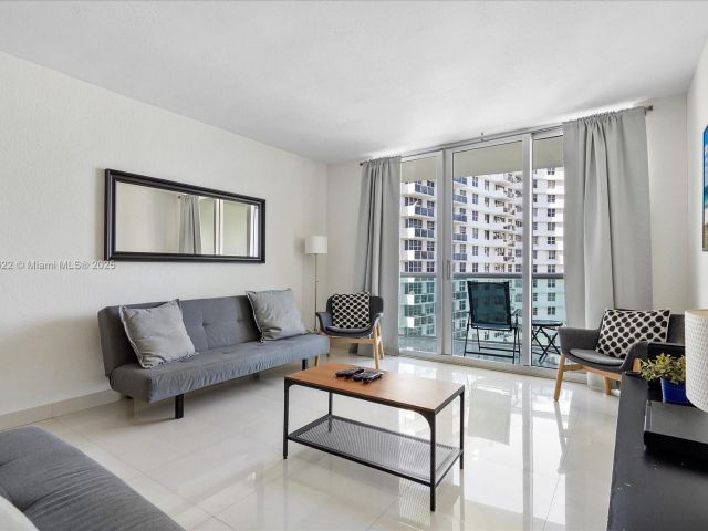 Продажа квартиры #8X - фото 6241919