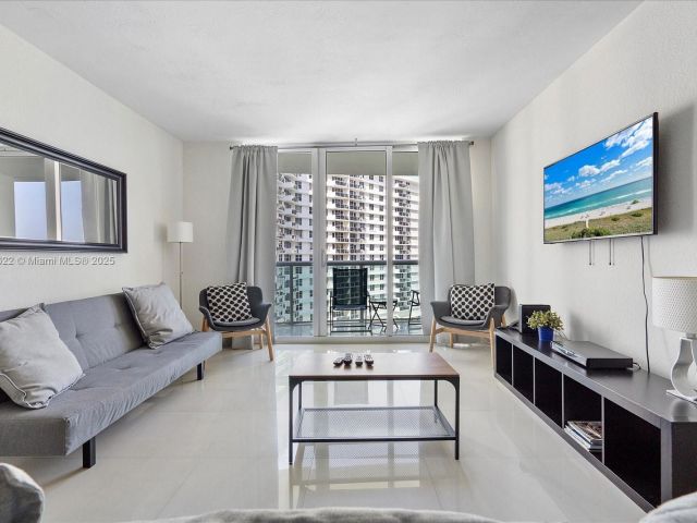 Продажа квартиры #8X - фото 6241921