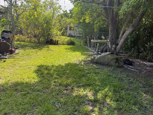 Продажа дома по адресу 141 NE 209th St - фото 6235777