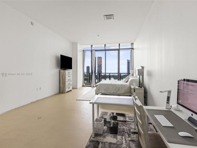 Продажа квартиры #1506 - фото 6236445