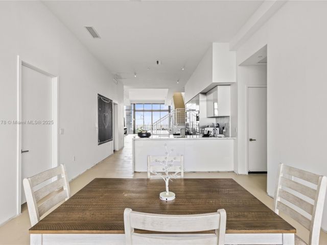 Продажа квартиры #1506 - фото 6236446