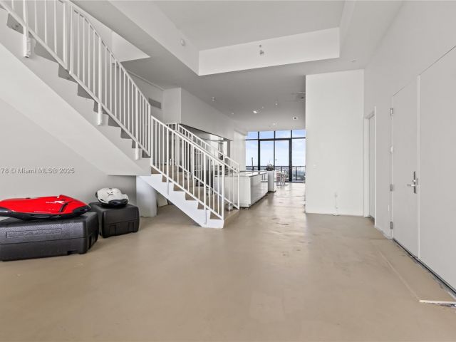 Продажа квартиры #1506 - фото 6236449