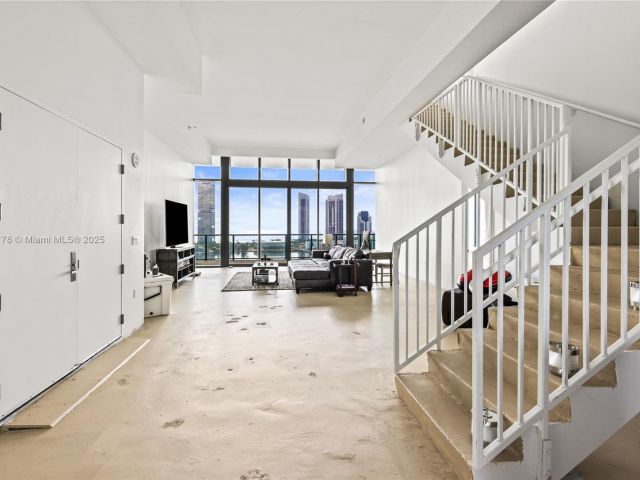 Продажа квартиры #1506 - фото 6236450