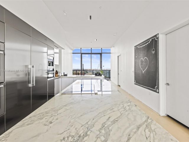 Продажа квартиры #1506 - фото 6236452