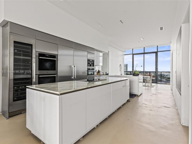 Продажа квартиры #1506 - фото 6236455