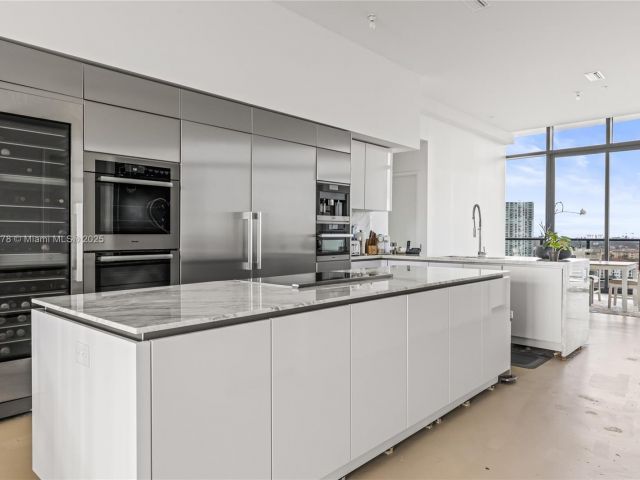 Продажа квартиры #1506 - фото 6236456