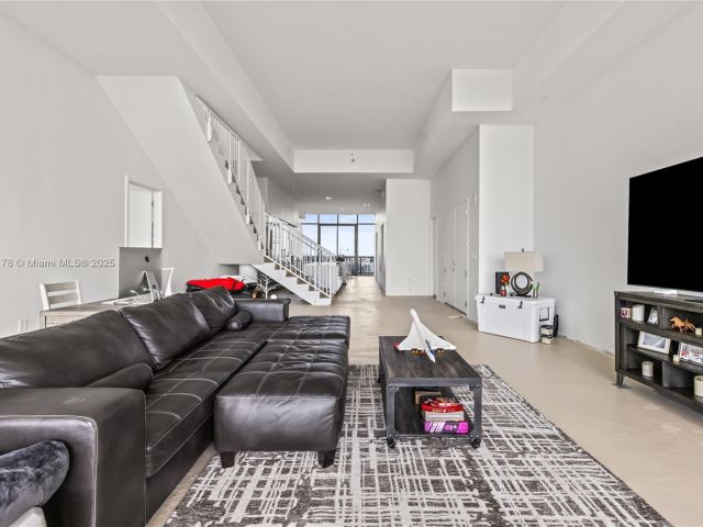 Продажа квартиры #1506 - фото 6236458