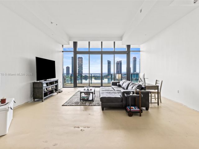 Продажа квартиры #1506 - фото 6236459