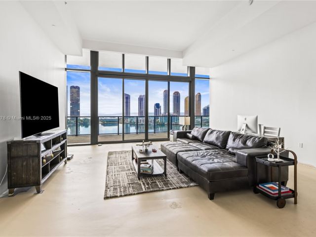 Продажа квартиры #1506 - фото 6236460