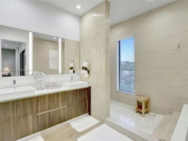 Продажа дома по адресу 324 Balboa St - фото 6236122