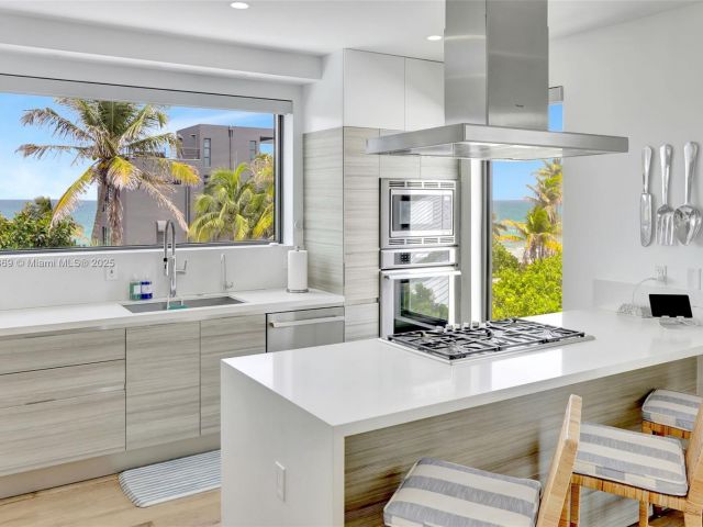 Продажа дома по адресу 324 Balboa St - фото 6236132