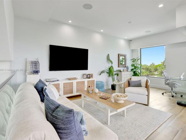 Продажа дома по адресу 324 Balboa St - фото 6236135