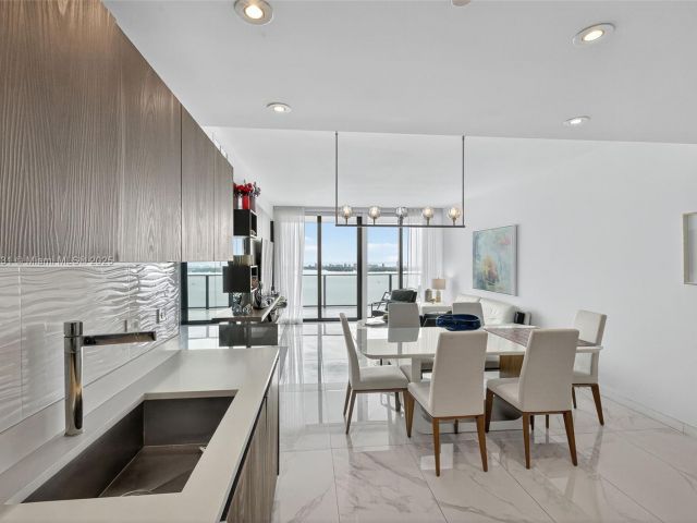 Продажа квартиры #4503 - фото 6236861