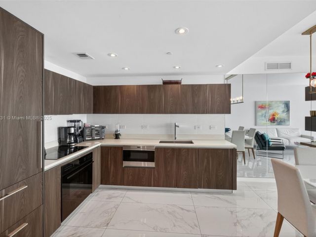 Продажа квартиры #4503 - фото 6236862