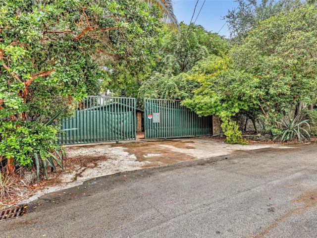 Продажа дома по адресу 3041 Oak Ave - фото 6236788