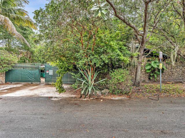 Продажа дома по адресу 3041 Oak Ave - фото 6236789