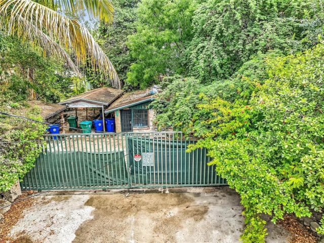 Продажа дома по адресу 3041 Oak Ave - фото 6236797