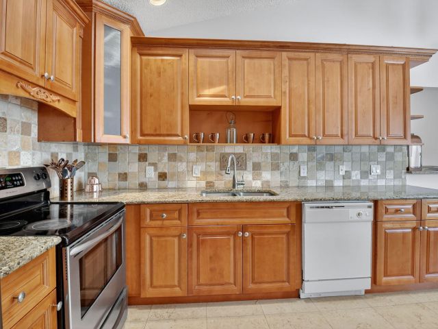 Продажа дома по адресу 7777 Stirling Bridge Boulevard S - фото 6252792