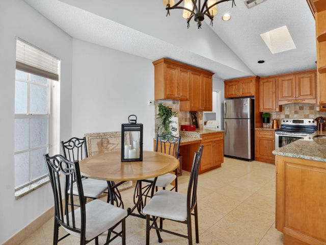 Продажа дома по адресу 7777 Stirling Bridge Boulevard S - фото 6252794