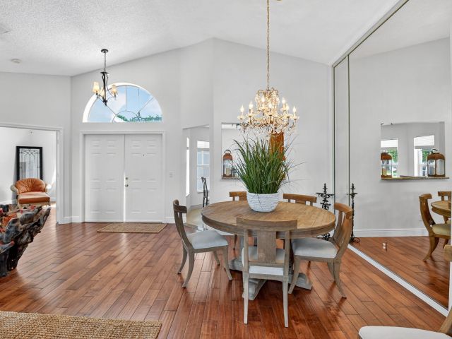 Продажа дома по адресу 7777 Stirling Bridge Boulevard S - фото 6252795