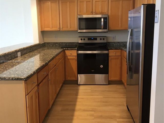 Продажа квартиры #6J - фото 6237502