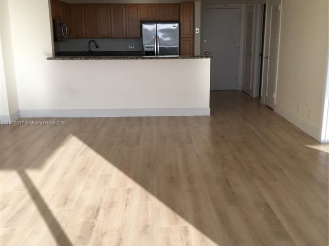 Продажа квартиры #6J - фото 6237508