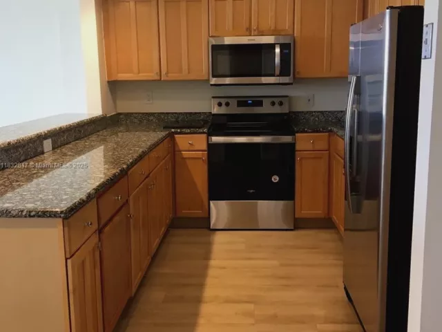 Продажа квартиры #6J - фото 6237502