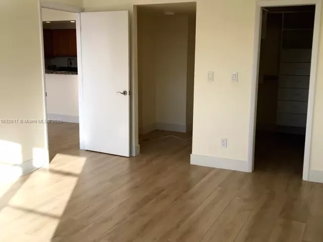 Продажа квартиры #6J - фото 6237496