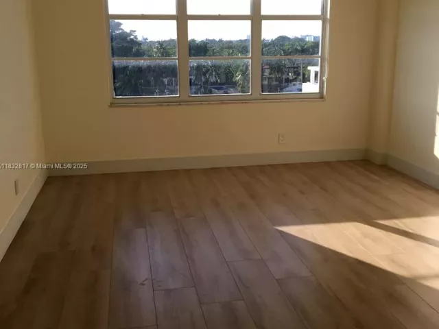 Продажа квартиры #6J - фото 6237497