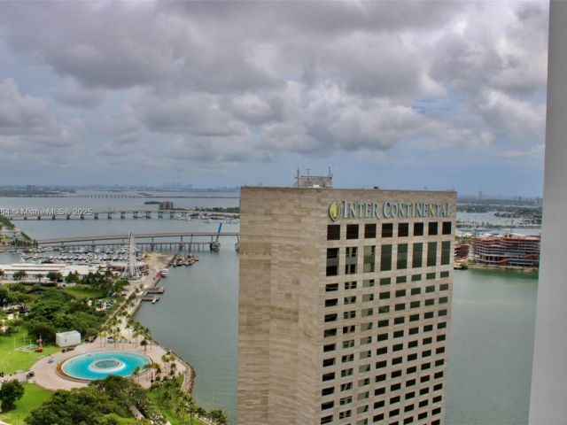 Квартира в аренду номер3922 - фото 6238918