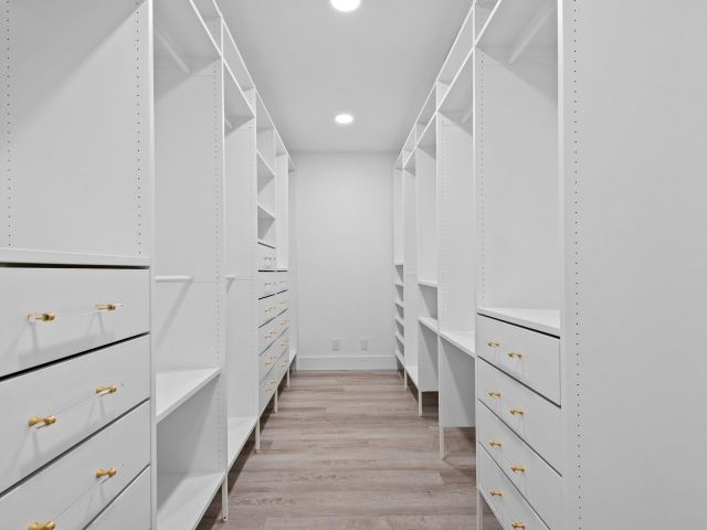 Продажа дома по адресу 581 SE 5th Avenue - фото 6238222