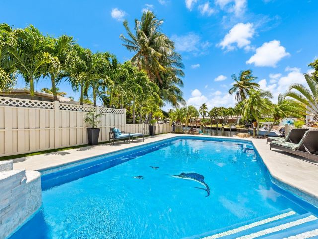 Продажа дома по адресу 581 SE 5th Avenue - фото 6238240