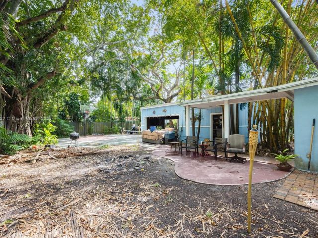 Продажа дома по адресу 6400 SW 81st St - фото 6242568