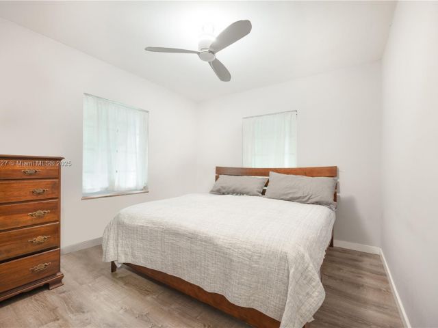 Продажа дома по адресу 6400 SW 81st St - фото 6242574