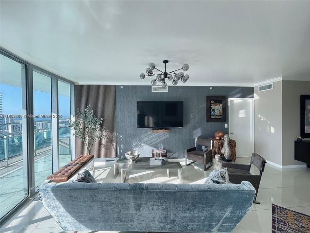 Продажа квартиры #3602 - фото 6239031