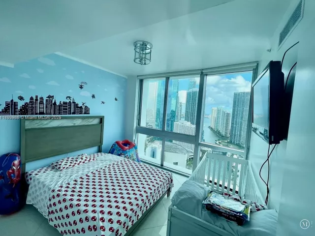 Продажа квартиры #3602 - фото 6239044