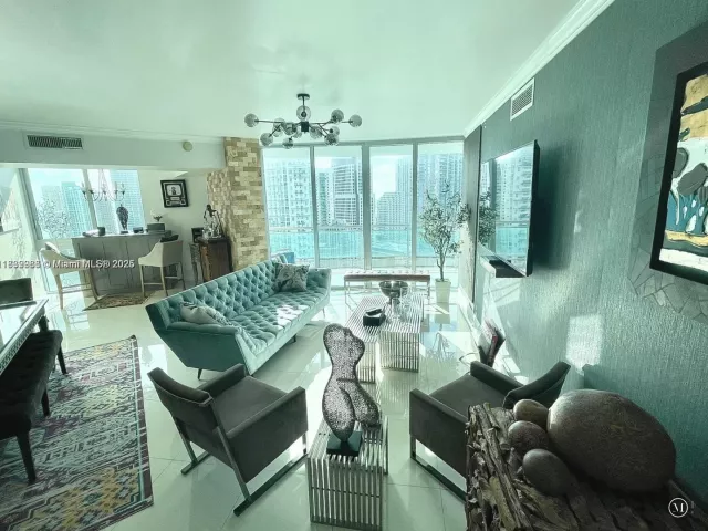 Продажа квартиры #3602 - фото 6239029