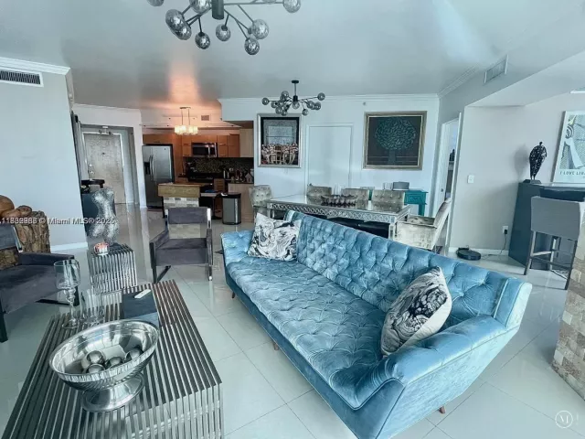 Продажа квартиры #3602 - фото 6239034