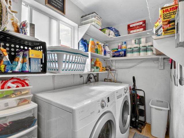 Продажа дома по адресу 5511 Van Buren Street - фото 6264600