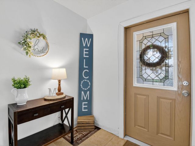 Продажа дома по адресу 5511 Van Buren Street - фото 6264612