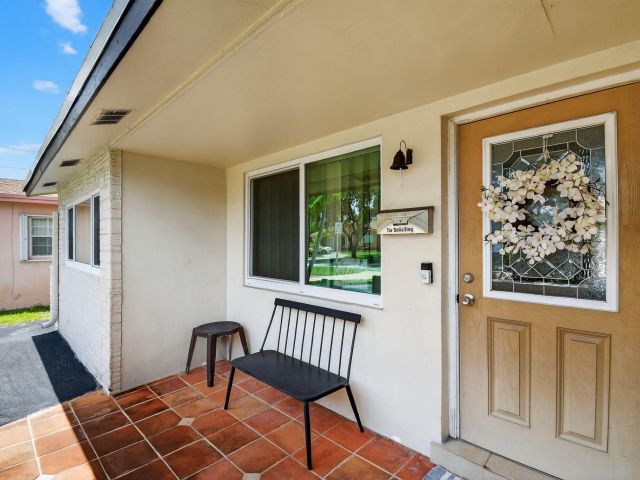 Продажа дома по адресу 5511 Van Buren Street - фото 6264613