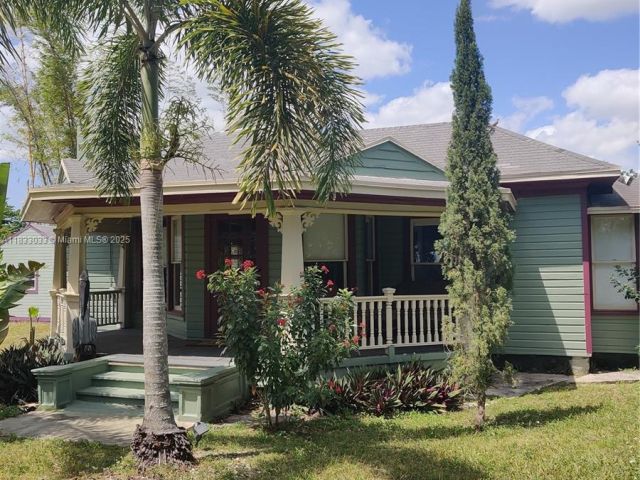 Дом в аренду по адресу 16475 SW 248th St 16475 - фото 6239540