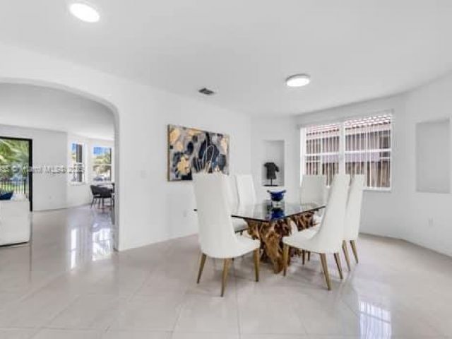 Продажа дома по адресу 7936 SW 164th Pl - фото 6239898