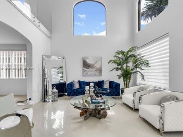 Продажа дома по адресу 7936 SW 164th Pl - фото 6239899