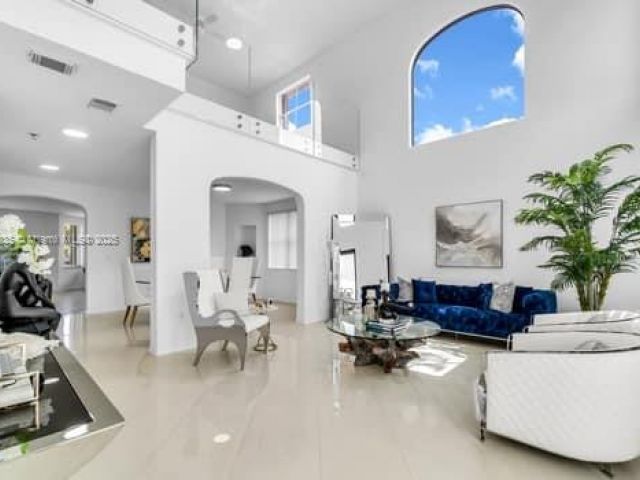 Продажа дома по адресу 7936 SW 164th Pl - фото 6239901