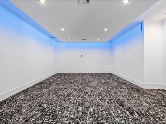 Продажа дома по адресу 4825 Bocaire Boulevard - фото 6748779