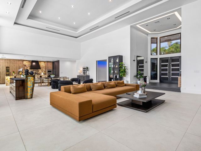 Продажа дома по адресу 4825 Bocaire Boulevard - фото 6748788