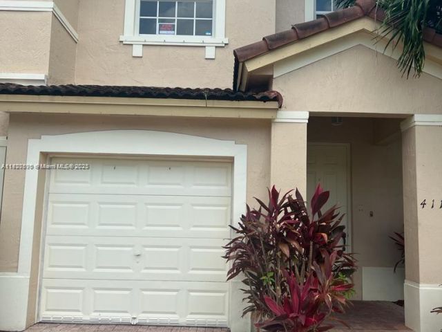 Дом в аренду по адресу 4113 NE 24th Dr 4113 - фото 6239531