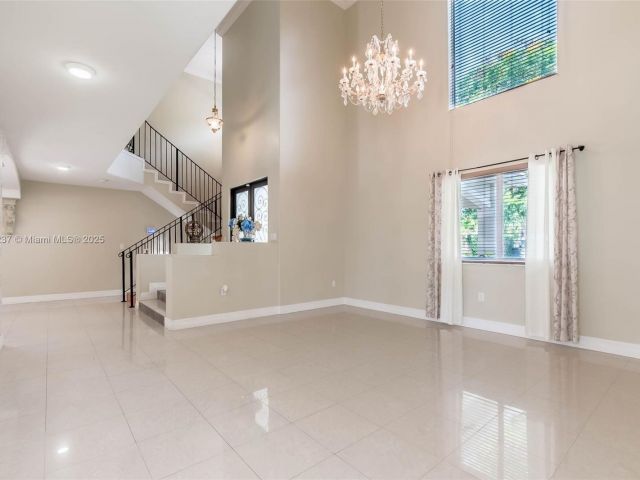 Продажа дома по адресу 4665 SW 159th Ct - фото 6238311